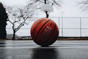 NBA湖人凯尔特人比赛战报 篮球即时比分